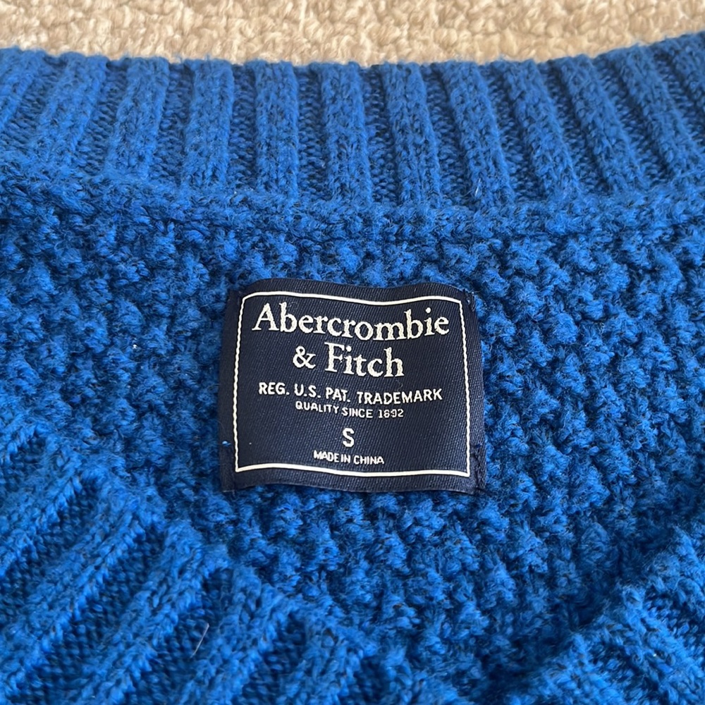 Abercrombie Fitch_Sweater_S